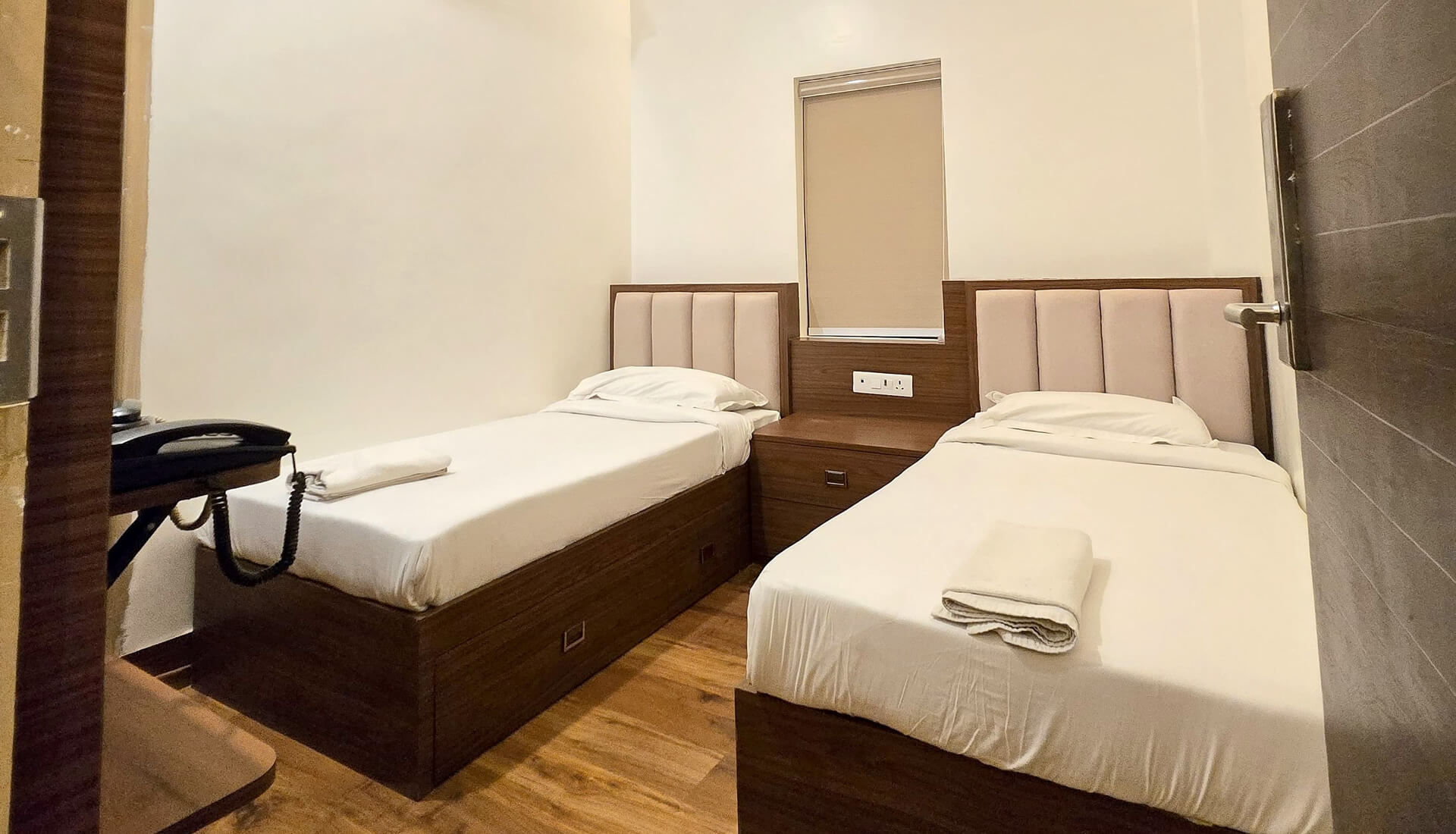 Standard Rooms || Rashmi Guest House
